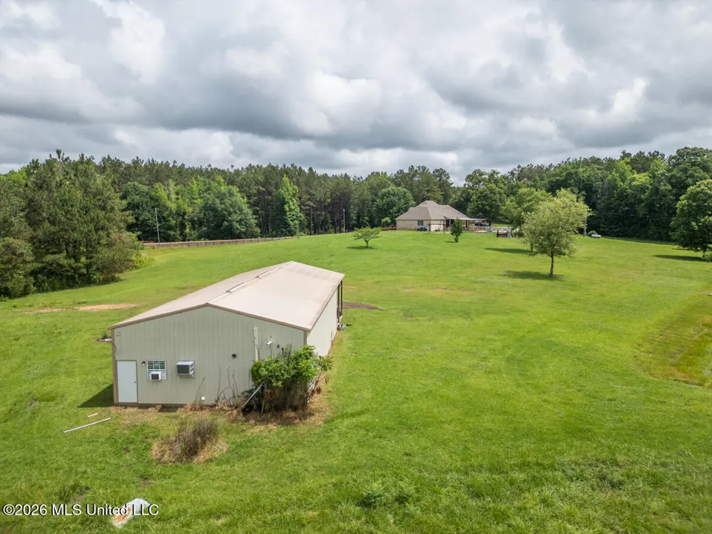 1529 Lower Milligan Springs Road Kilmichael, MS 39747