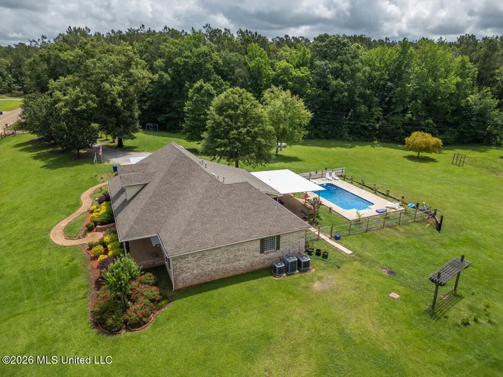 1529 Lower Milligan Springs Road Kilmichael, MS 39747