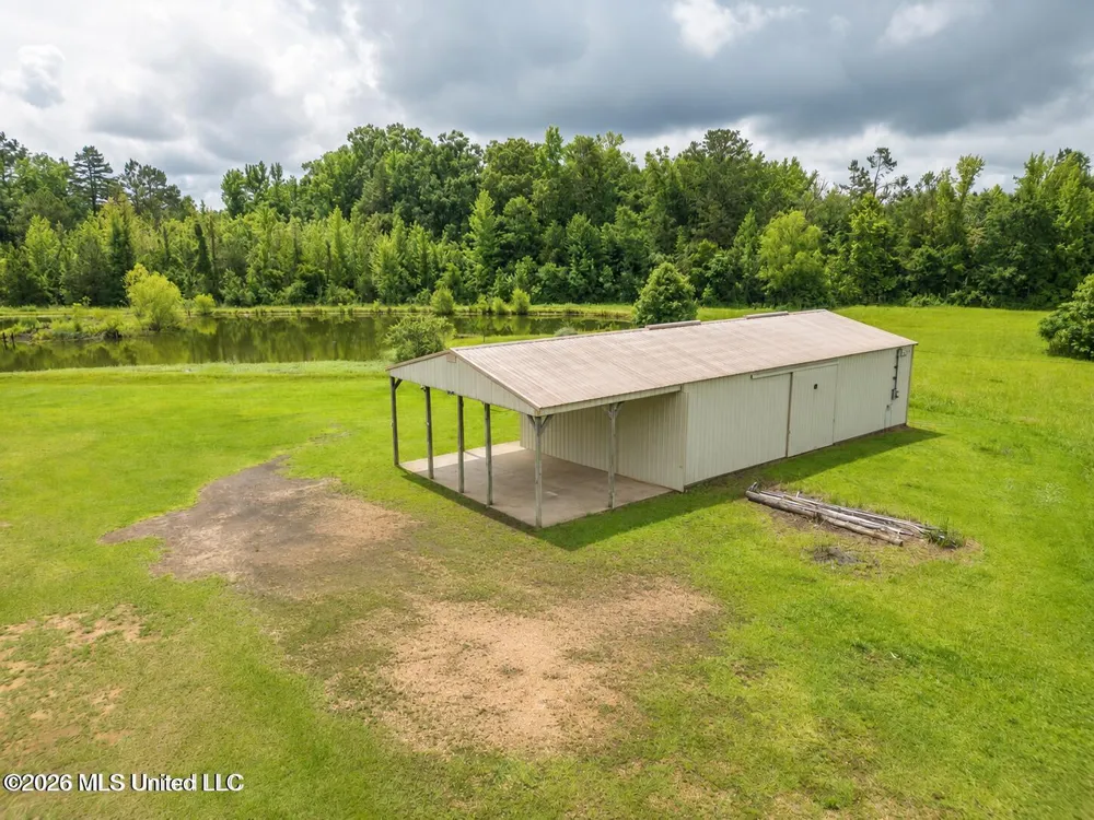 1529 Lower Milligan Springs Road Kilmichael, MS 39747