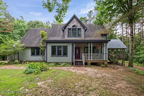 221 Pleasant Hill Drive