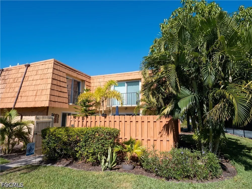 Park Meadows Drive #2 Fort Myers, FL 33907