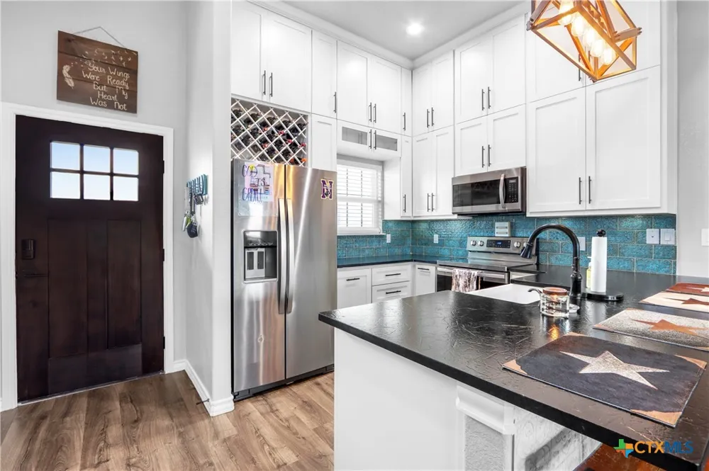 145 Navarro Crossing Seguin, TX 78155
