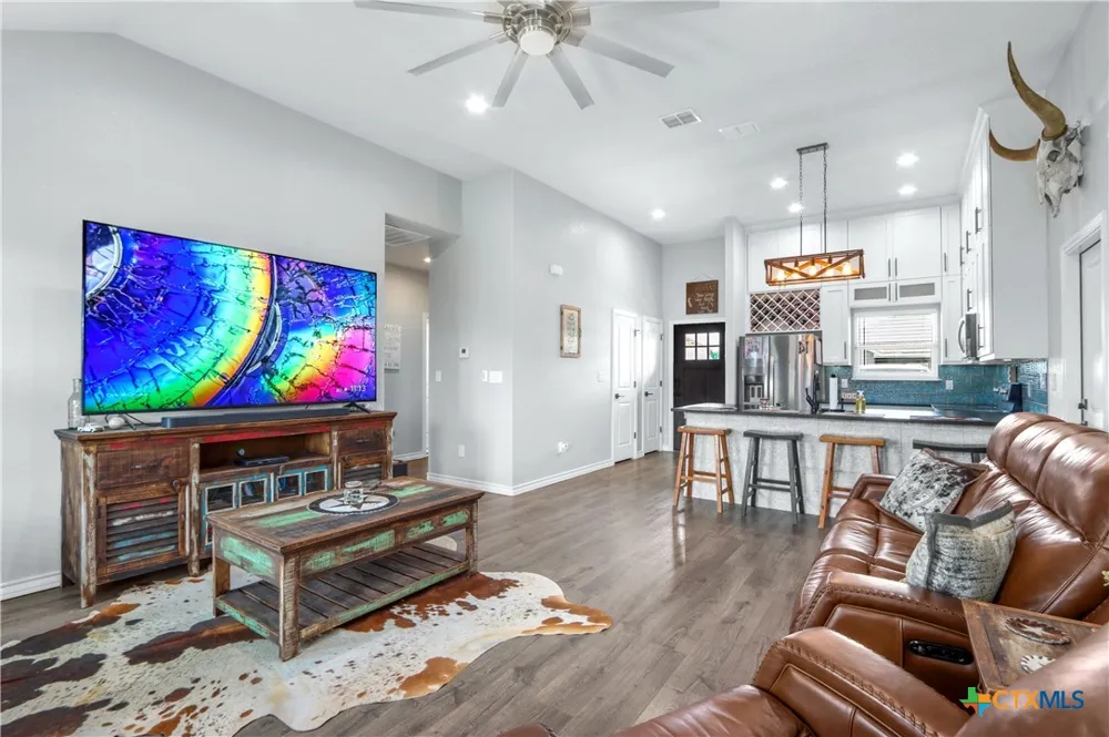 145 Navarro Crossing Seguin, TX 78155