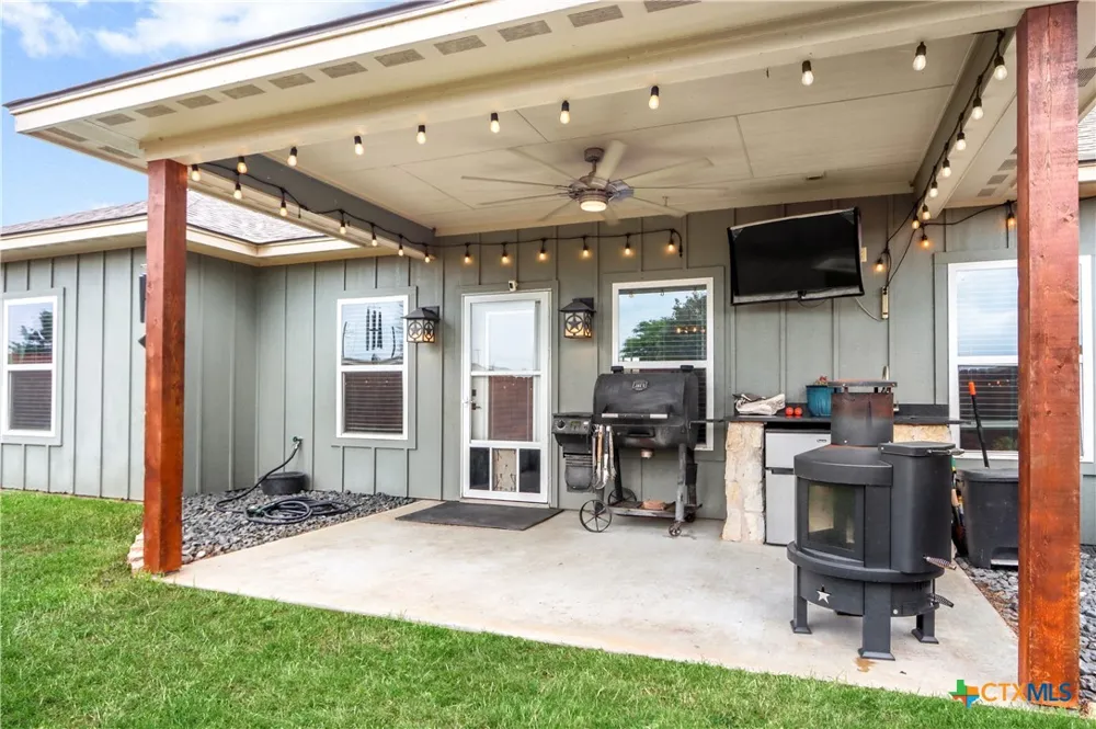 145 Navarro Crossing Seguin, TX 78155