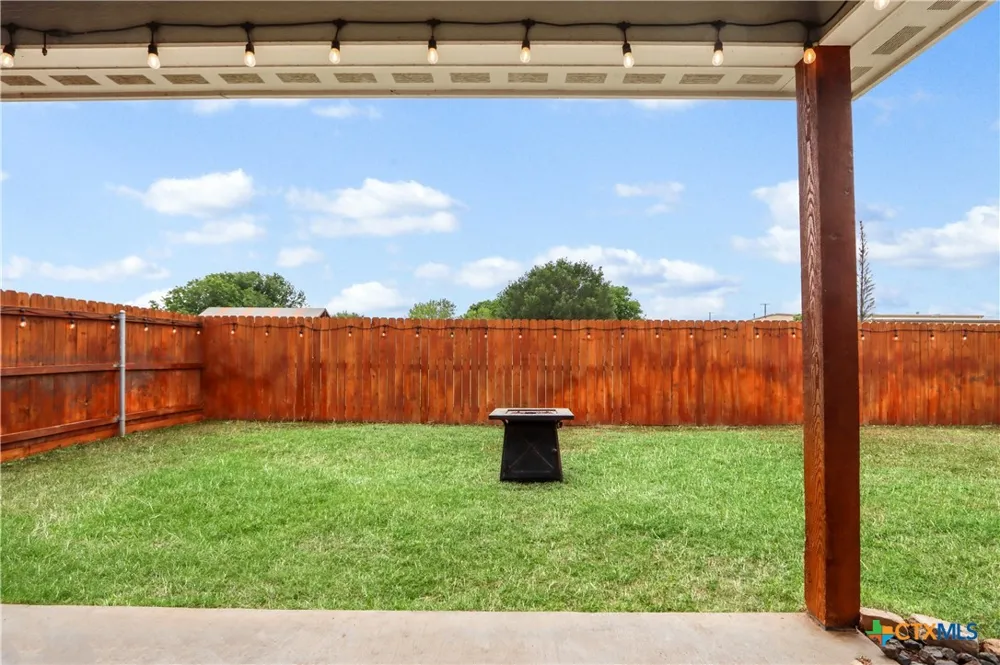 145 Navarro Crossing Seguin, TX 78155