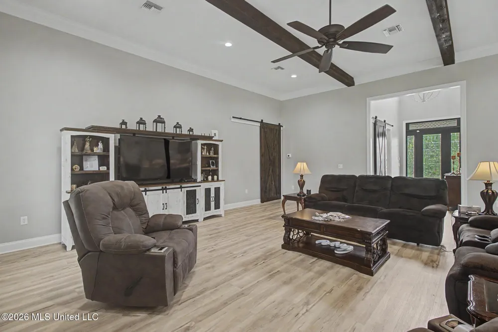 1034 W Mchenry Road McHenry, MS 39561