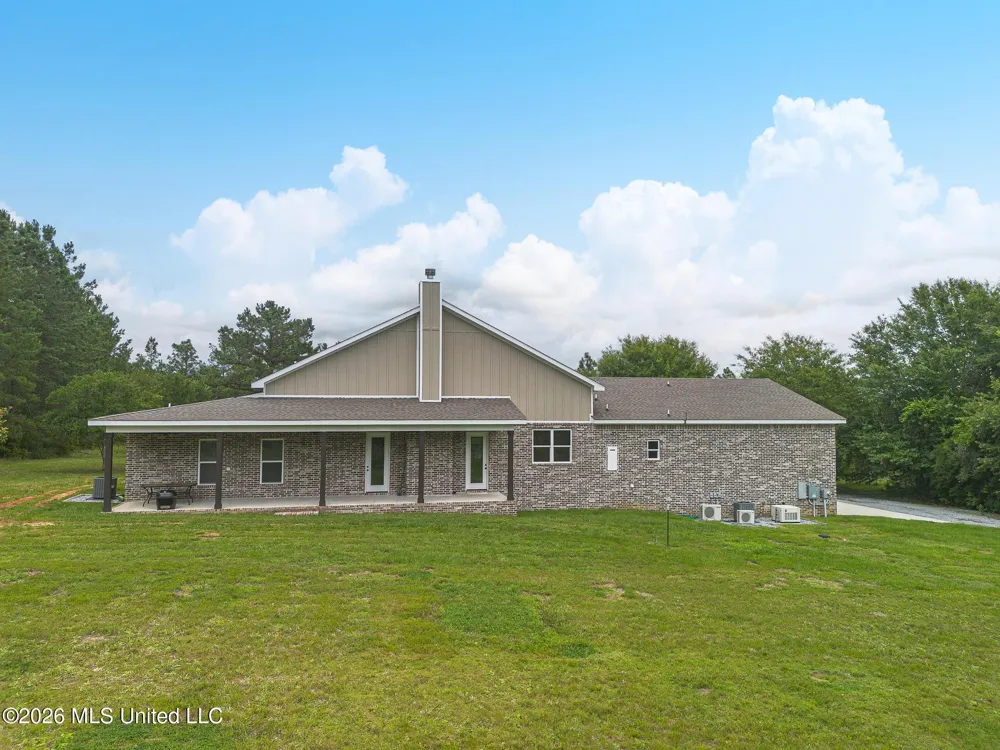 1034 W Mchenry Road McHenry, MS 39561