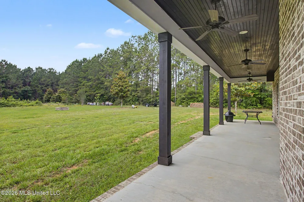 1034 W Mchenry Road McHenry, MS 39561