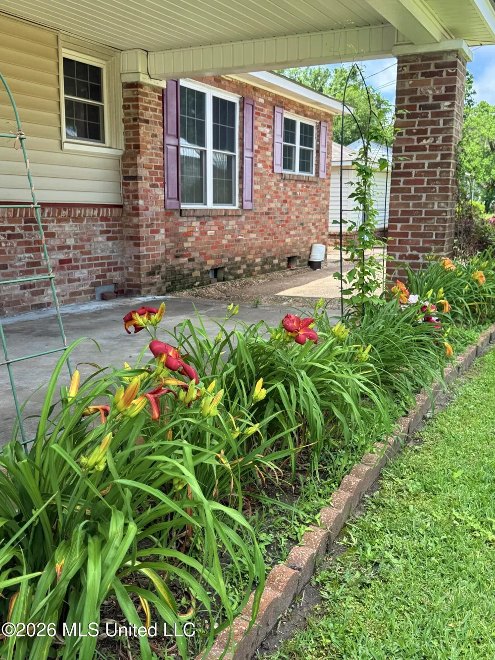 400 Newton Street Crystal Springs, MS 39059