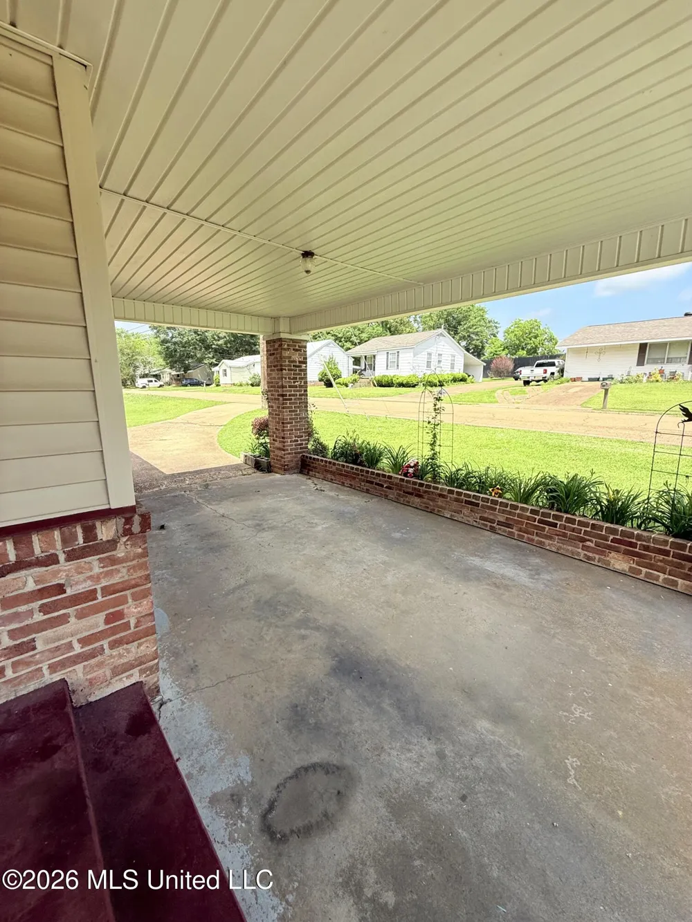 400 Newton Street Crystal Springs, MS 39059