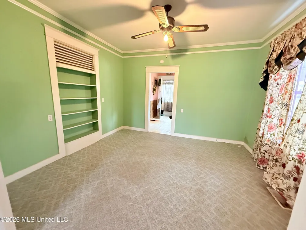 400 Newton Street Crystal Springs, MS 39059