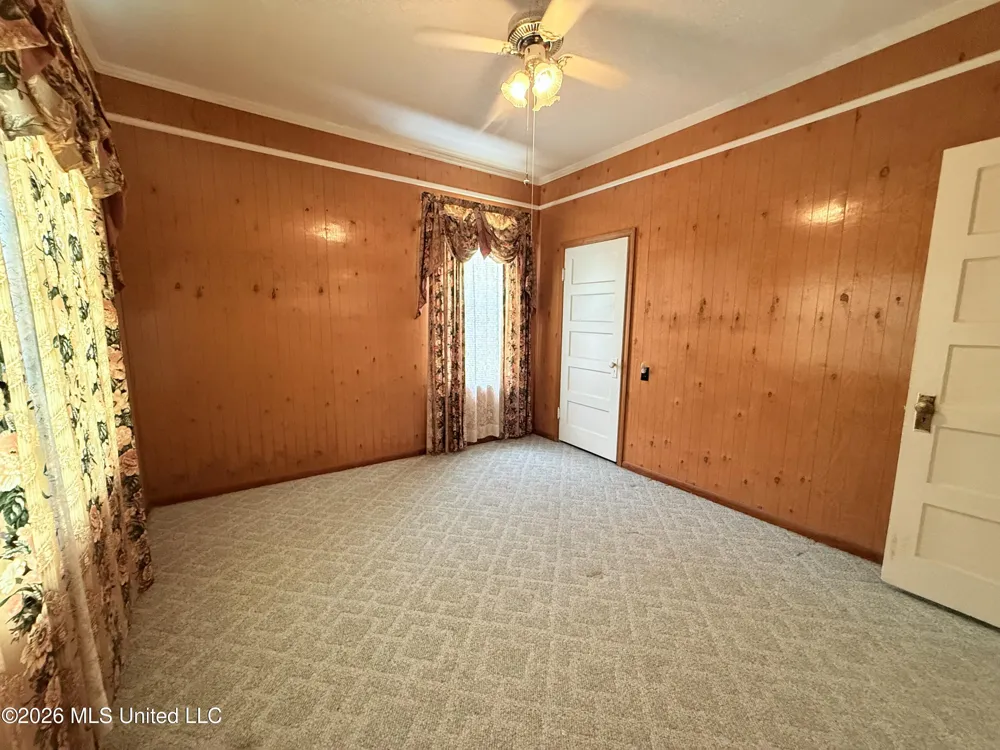 400 Newton Street Crystal Springs, MS 39059