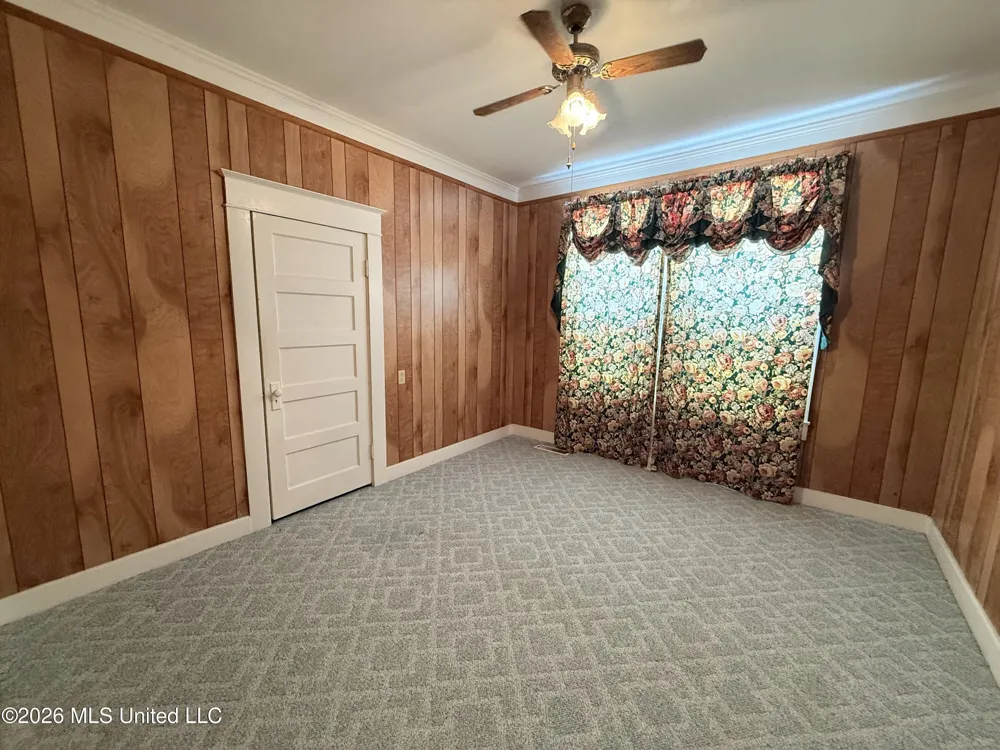 400 Newton Street Crystal Springs, MS 39059