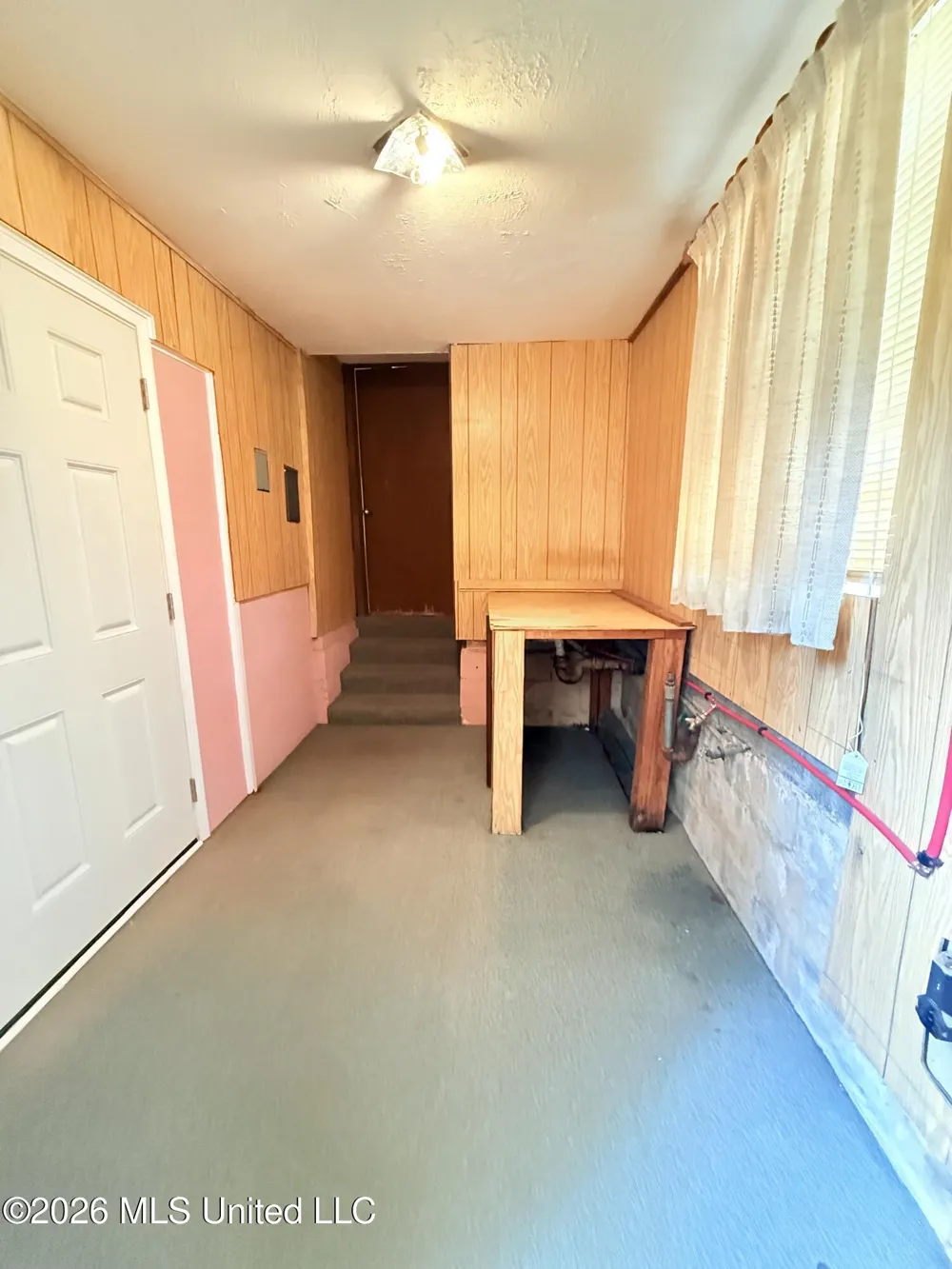 400 Newton Street Crystal Springs, MS 39059