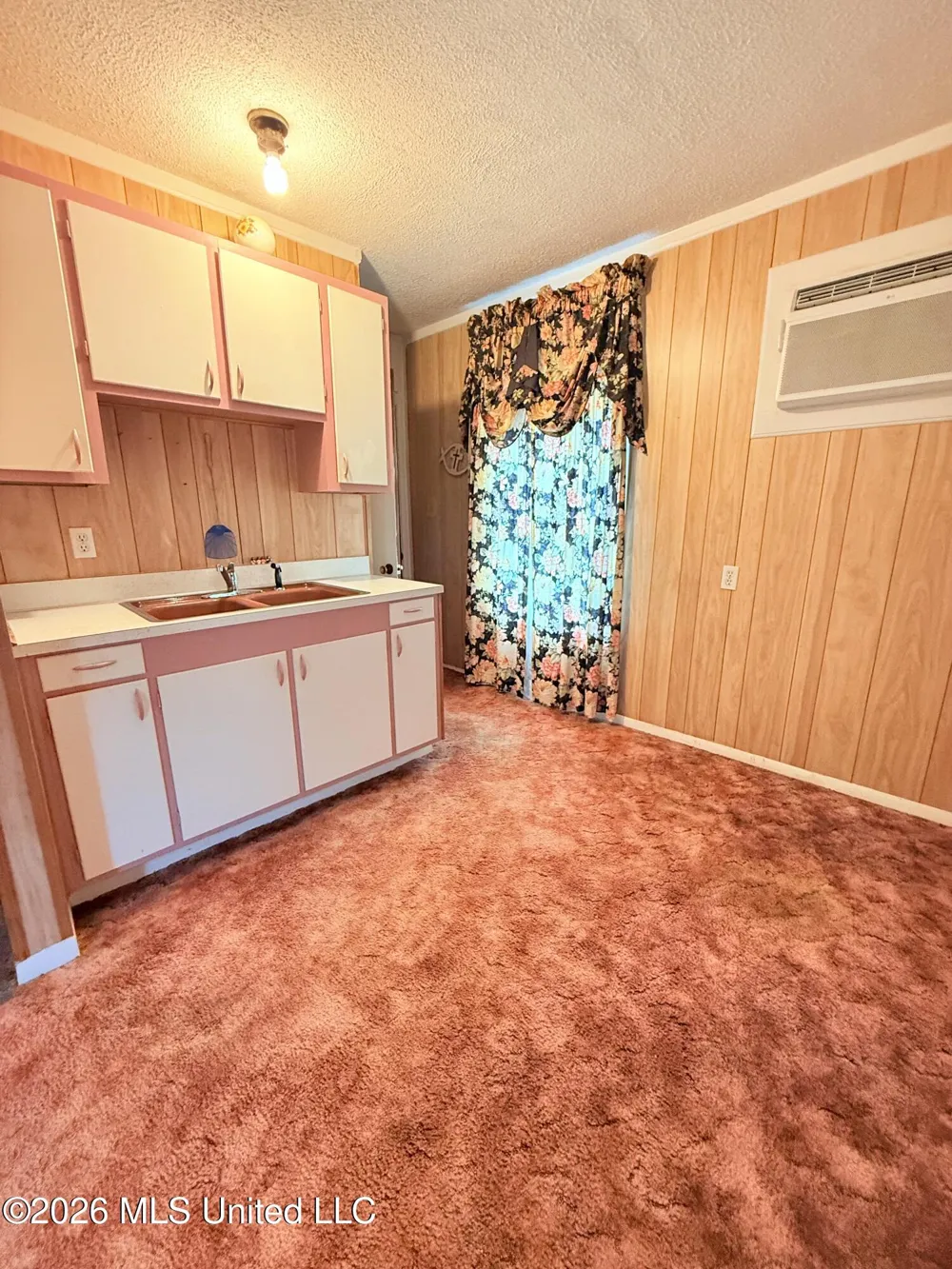 400 Newton Street Crystal Springs, MS 39059