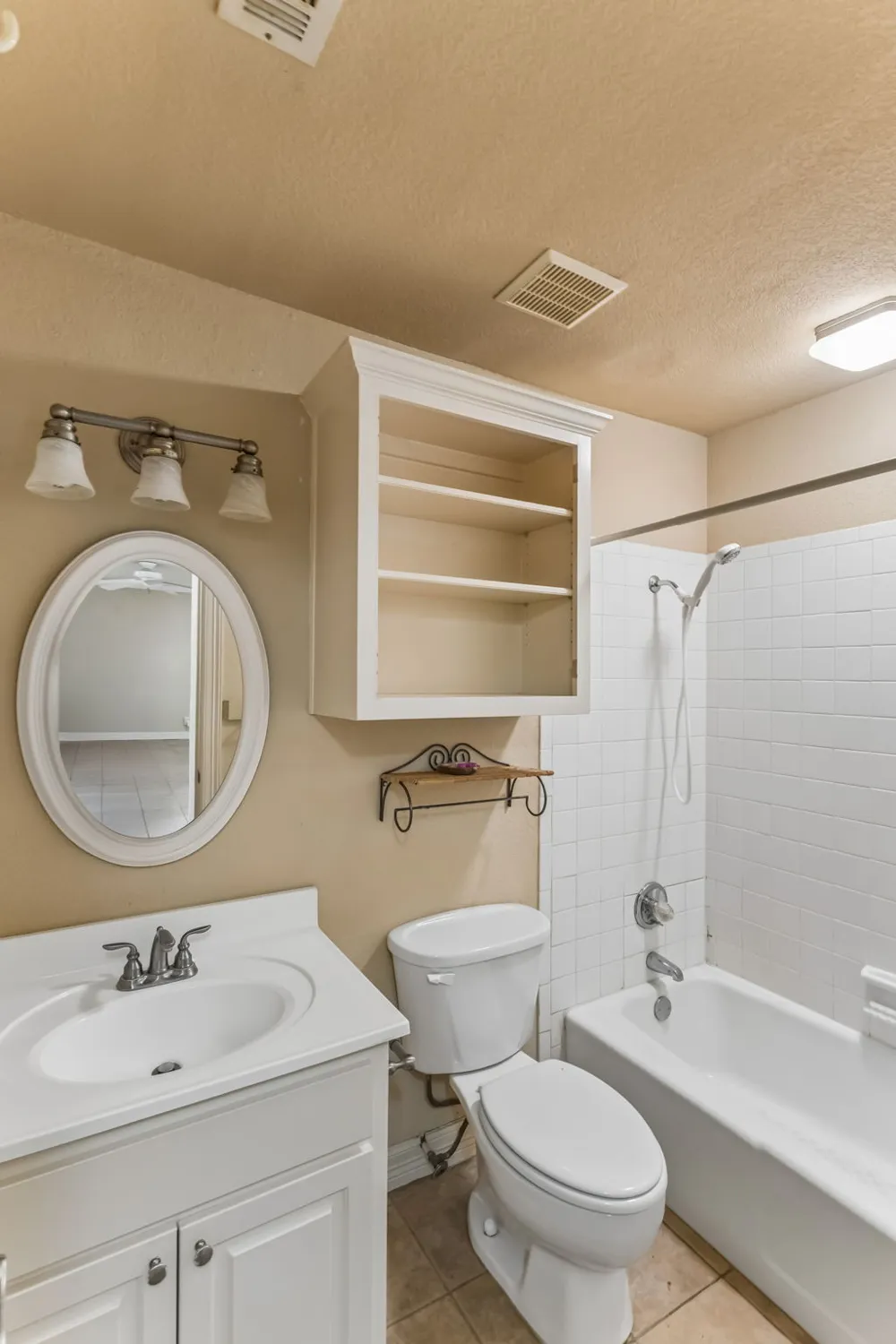 1919 American Drive #B-110 Lago Vista, TX 78645