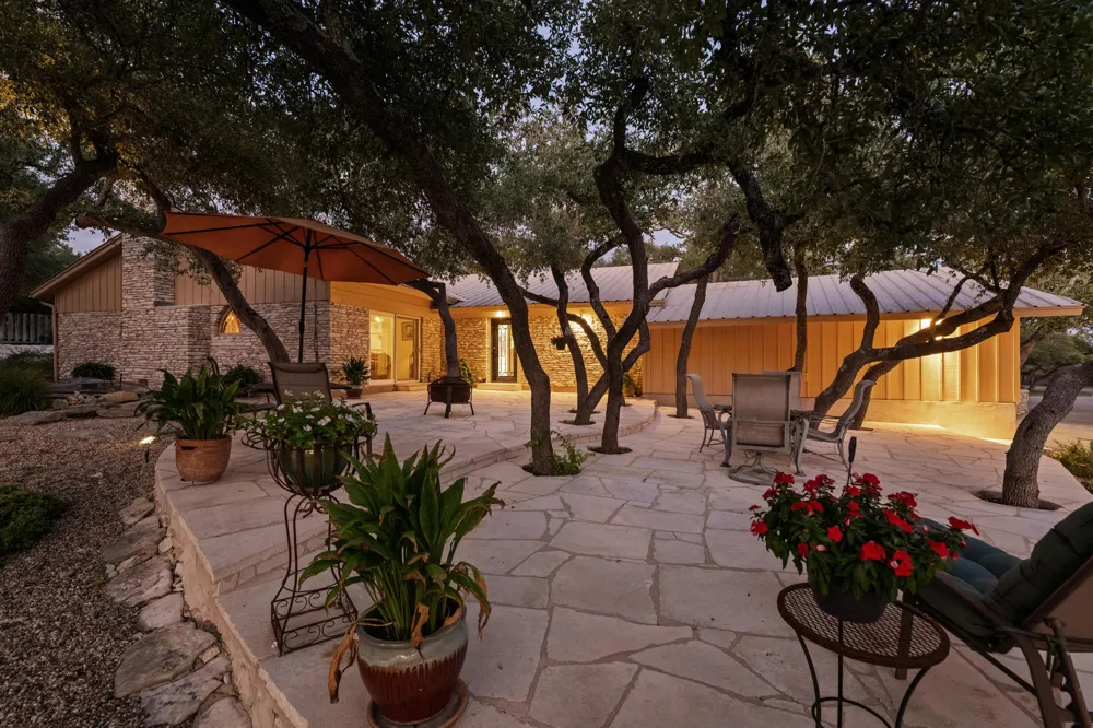 5200 Bell Springs Road Dripping Springs, TX 78620