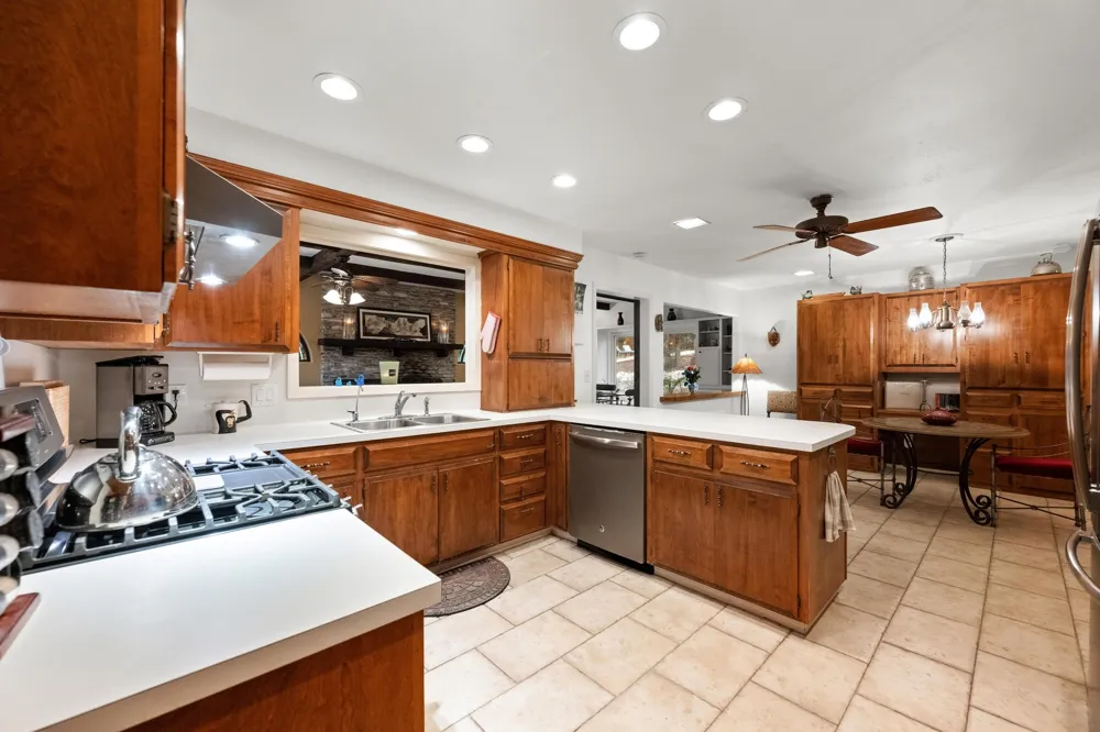 5200 Bell Springs Road Dripping Springs, TX 78620