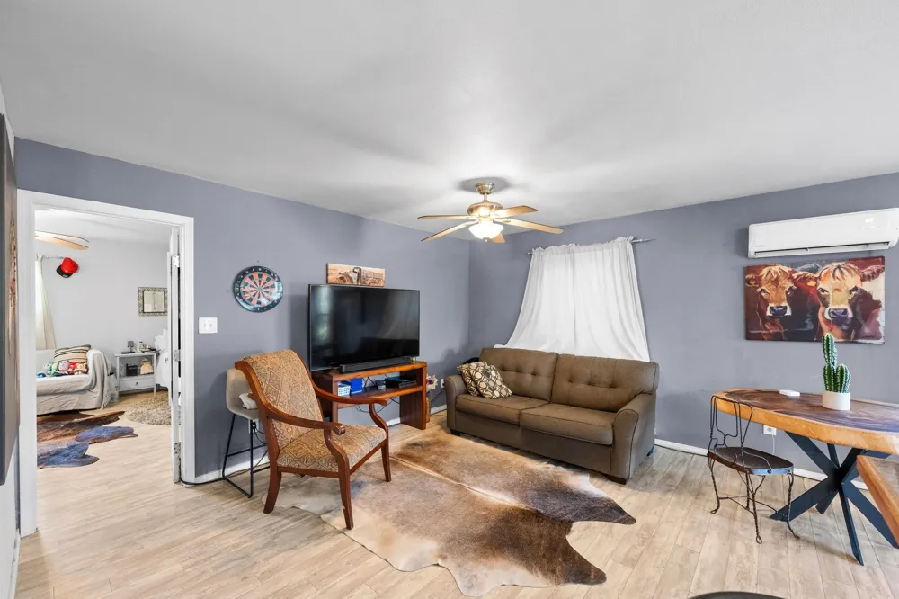 5200 Bell Springs Road Dripping Springs, TX 78620