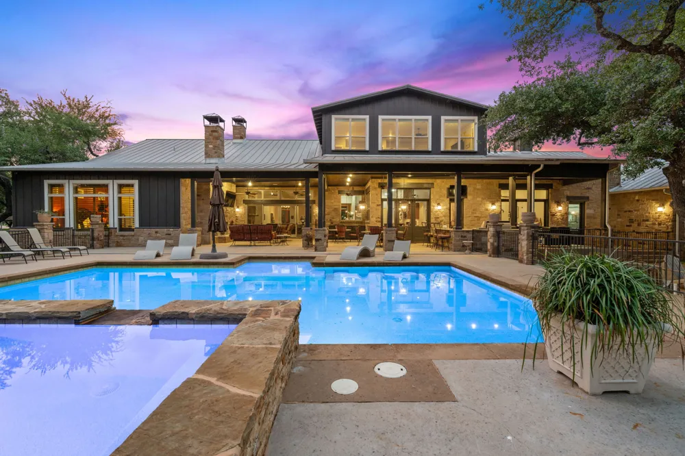 1550 Trebled Waters Trail Driftwood, TX 78619