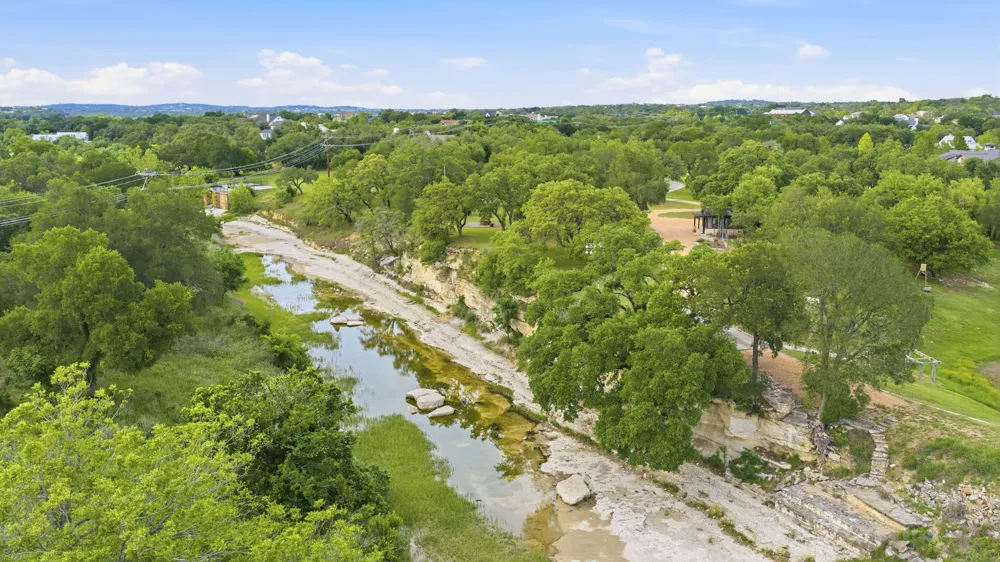 1550 Trebled Waters Trail Driftwood, TX 78619