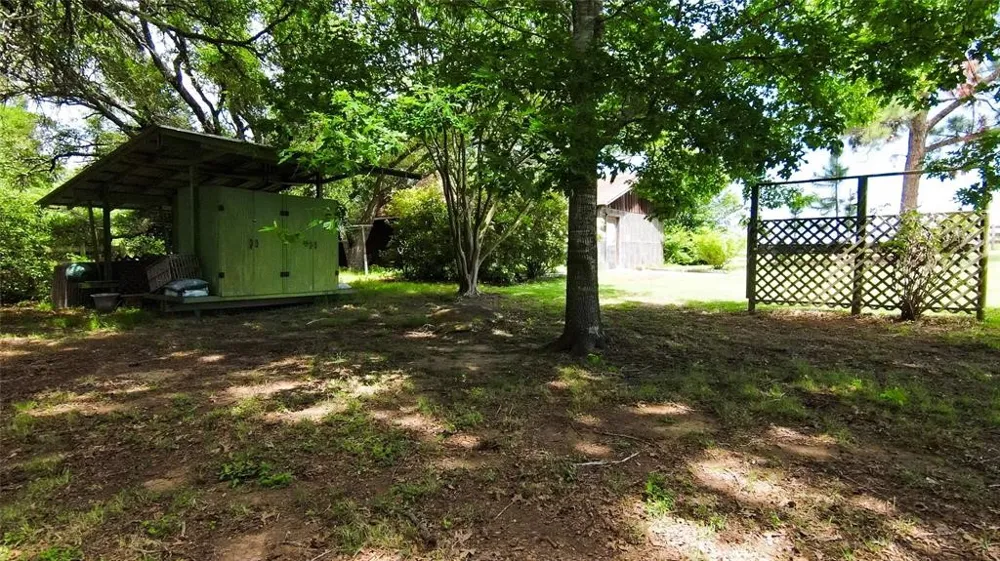269 Balch Road Elgin, TX 78621