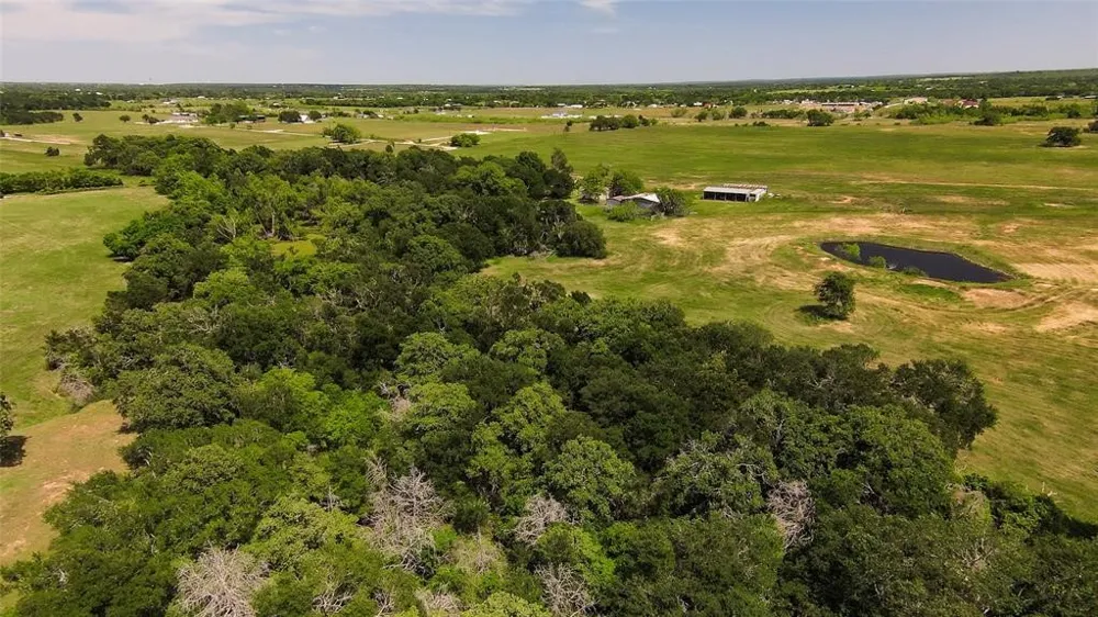 269 Balch Road Elgin, TX 78621