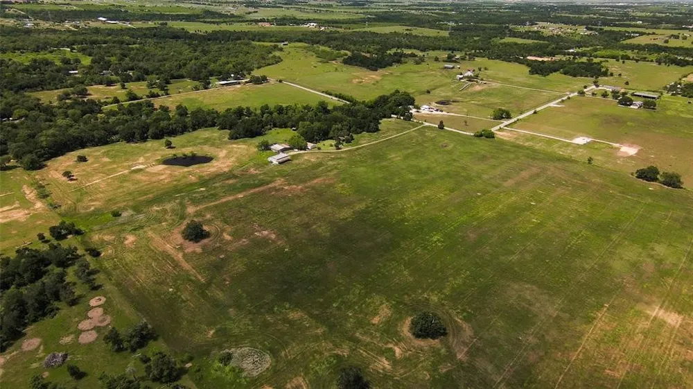 269 Balch Road Elgin, TX 78621