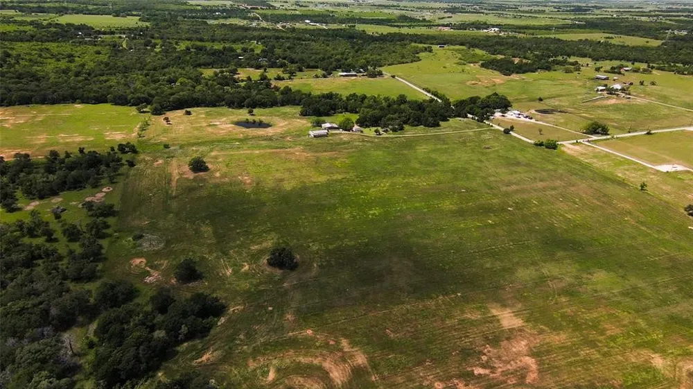 269 Balch Road Elgin, TX 78621