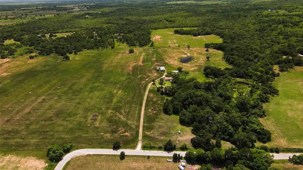 269 Balch Road Elgin, TX 78621