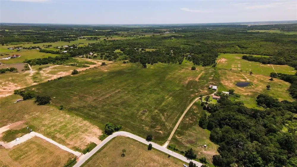 269 Balch Road Elgin, TX 78621