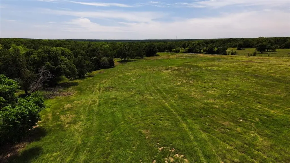 269 Balch Road Elgin, TX 78621