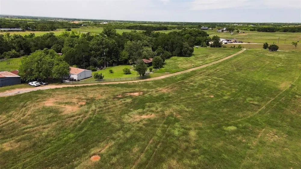269 Balch Road Elgin, TX 78621