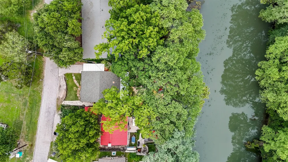 1728 Rocky River Canyon Lake, TX 78133