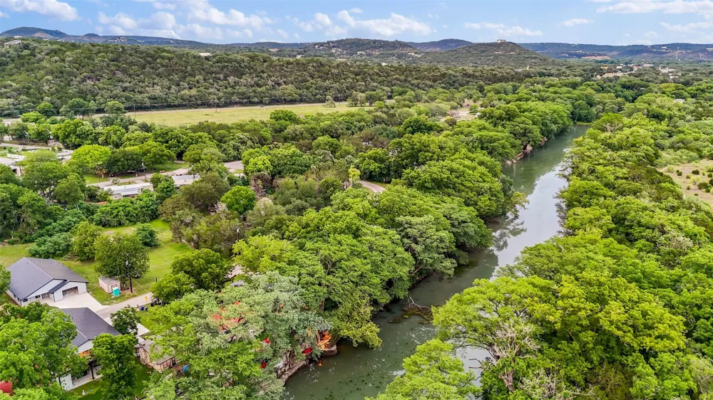 1728 Rocky River Canyon Lake, TX 78133