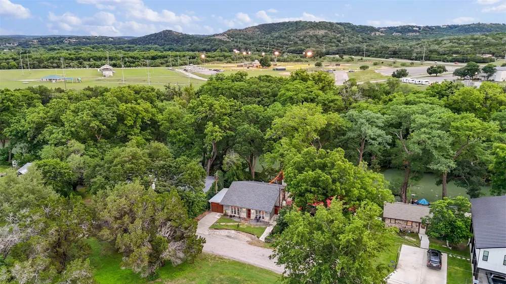 1728 Rocky River Canyon Lake, TX 78133