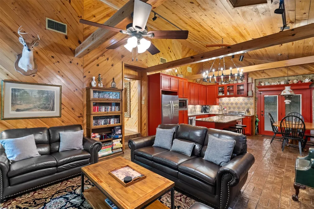 1728 Rocky River Canyon Lake, TX 78133