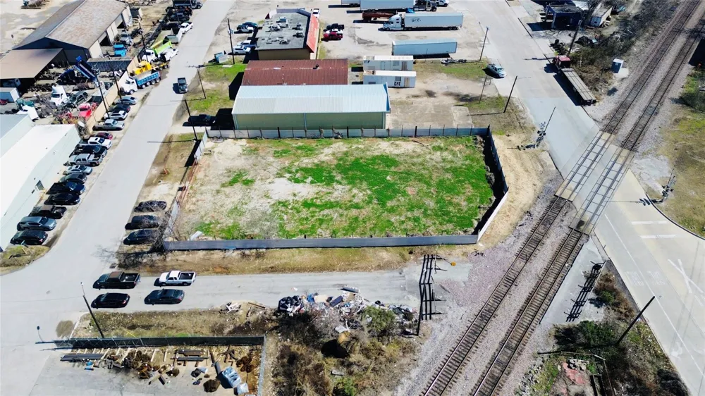 2323 Daugherty Street Houston, TX 77029