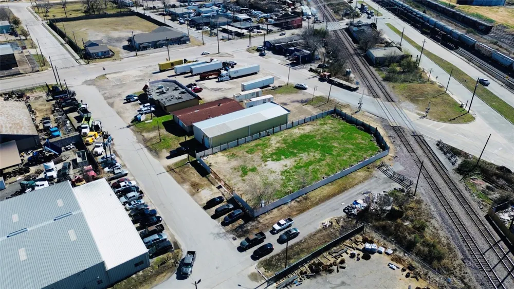 2323 Daugherty Street Houston, TX 77029