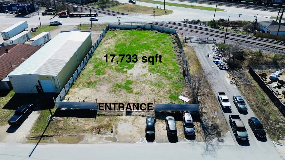 2323 Daugherty Street Houston, TX 77029