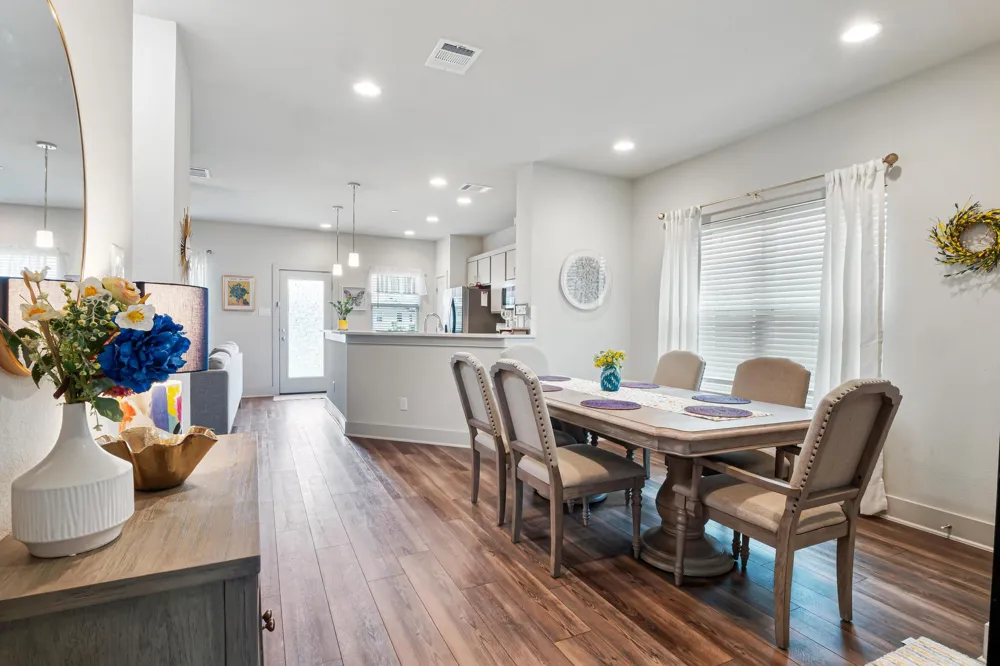 2301 Local Rebel Loop Leander, TX 78641