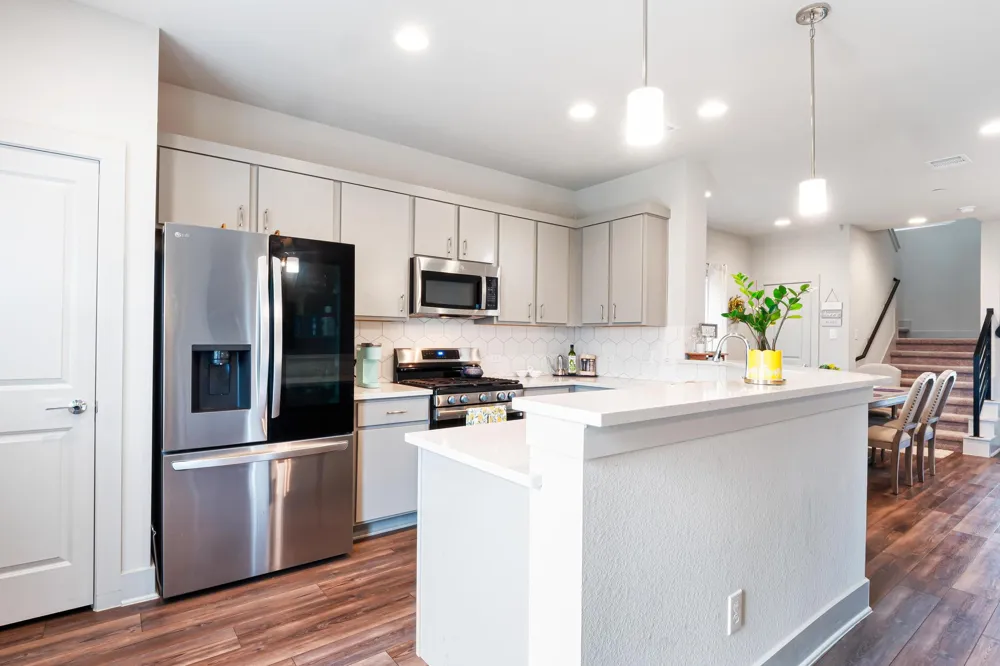 2301 Local Rebel Loop Leander, TX 78641
