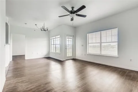 2320 Gracy Farms Lane #835