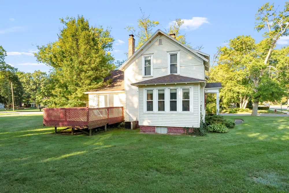 398 W Napier Avenue Benton Harbor, MI 49022