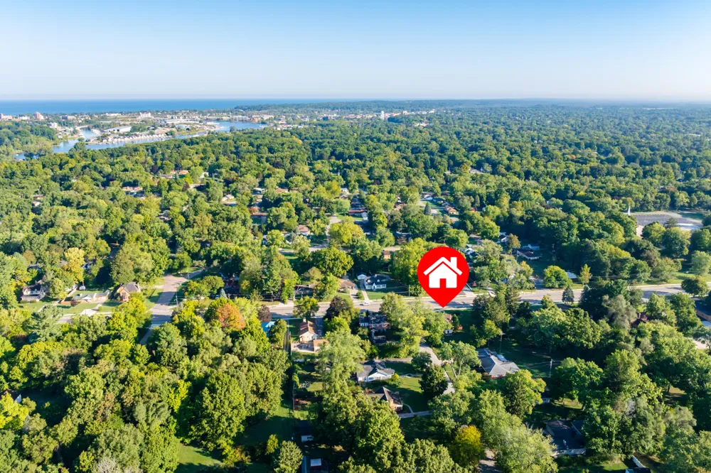 398 W Napier Avenue Benton Harbor, MI 49022
