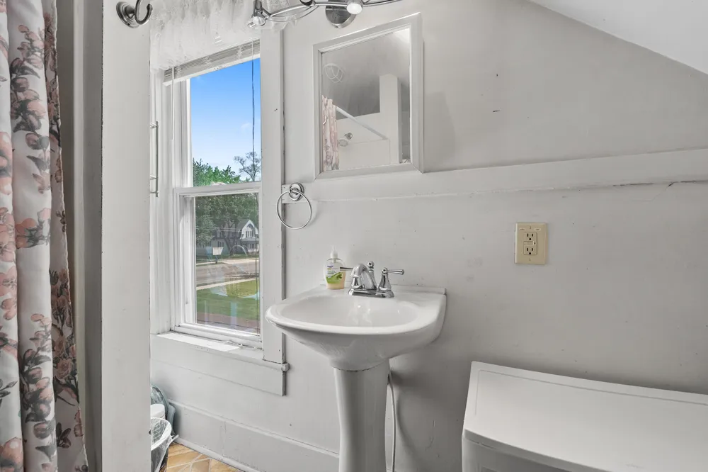 398 W Napier Avenue Benton Harbor, MI 49022