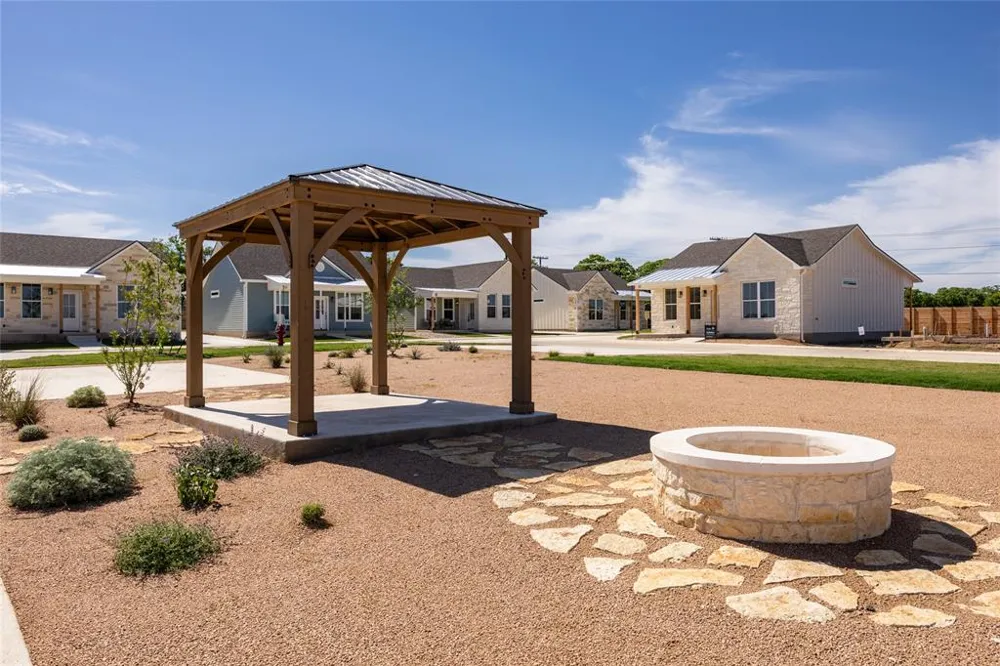 802 S Creek Street #100 Fredericksburg, TX 78624