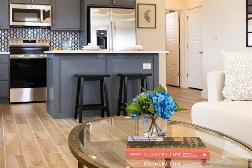 802 S Creek Street #100 Fredericksburg, TX 78624