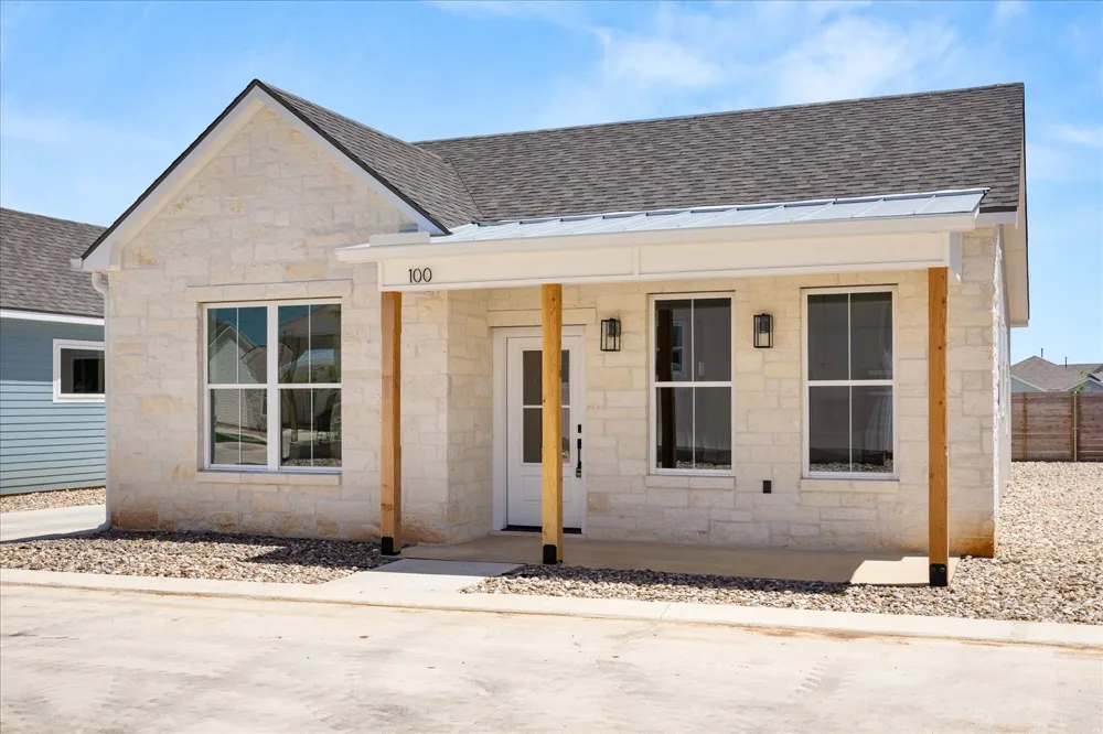 802 S Creek Street #100 Fredericksburg, TX 78624