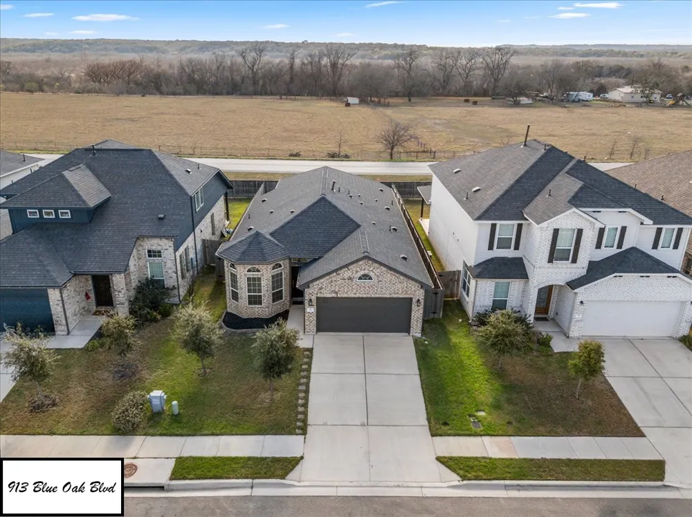 913 Blue Oak Boulevard San Marcos, TX 78666
